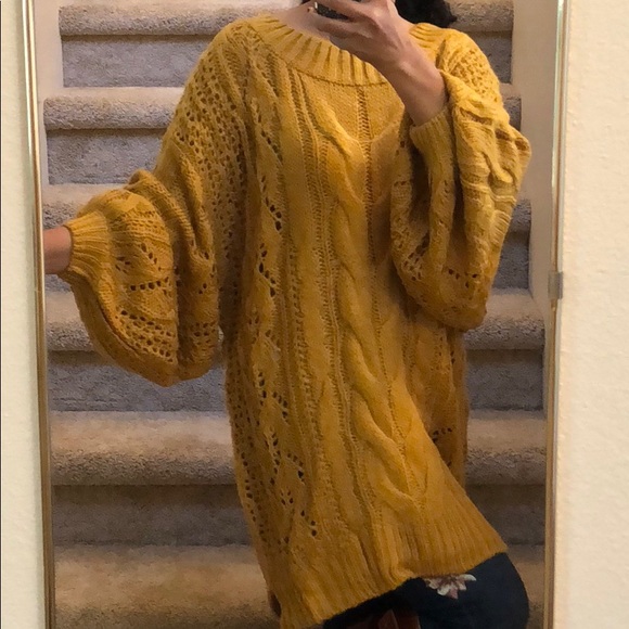 LAST ONE ‼️Oversized Knit Sweater ✨FINAL PRICE - Picture 2 of 5